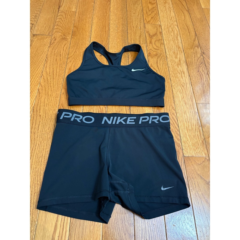 Nike Pro Womens Black Sports Bra and Compression Shorts Matching Set size large